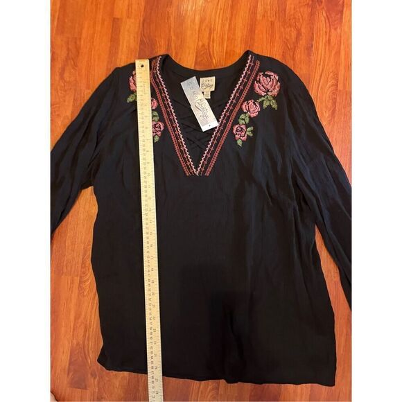 Como Vintage Black Floral Embroidered Peasant Top size L - Picture 9 of 10